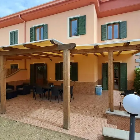 Villaggio Afrodite Ferienhaus *